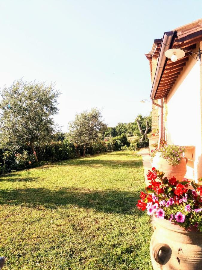 Il Casale Di Fiore Cannara Екстериор снимка
