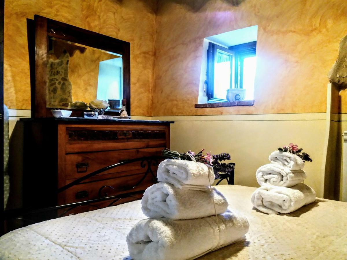 Il Casale Di Fiore Cannara Екстериор снимка